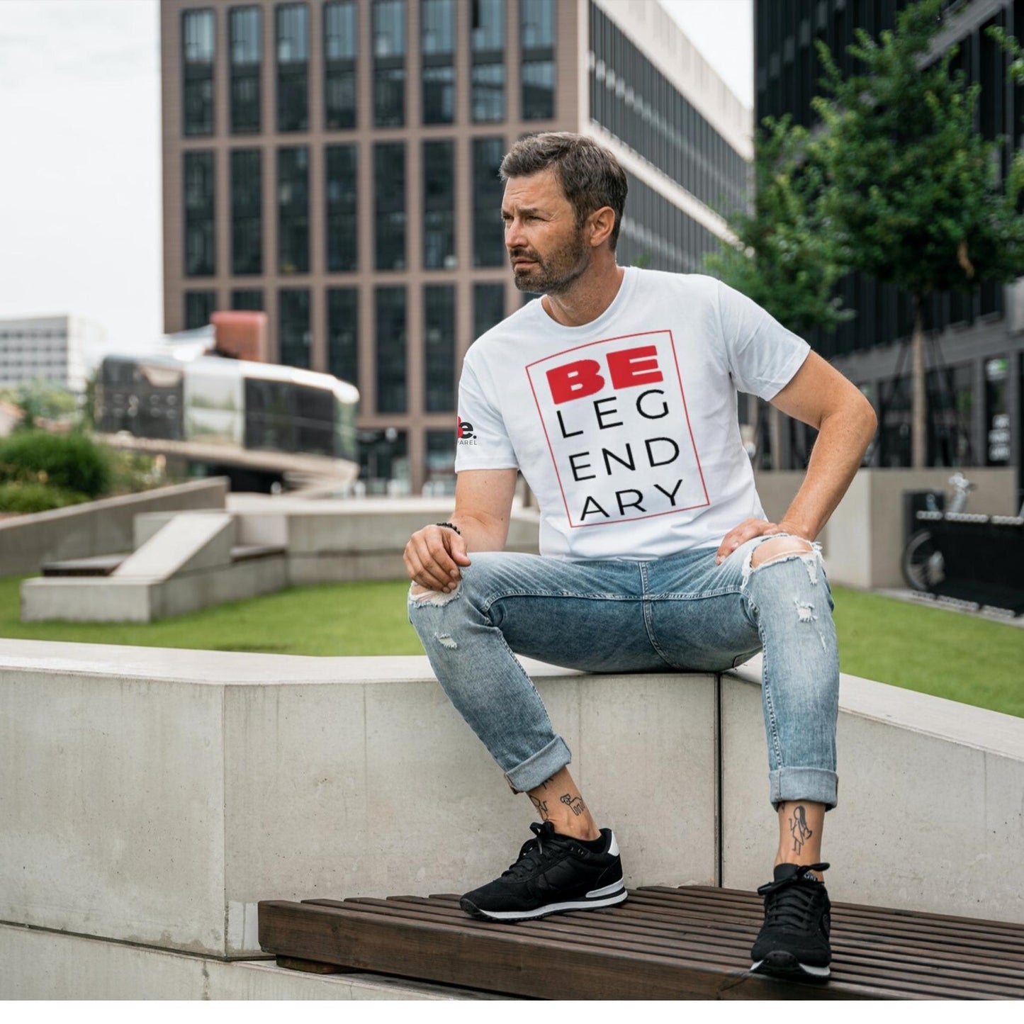 BE LEGENDARY - White